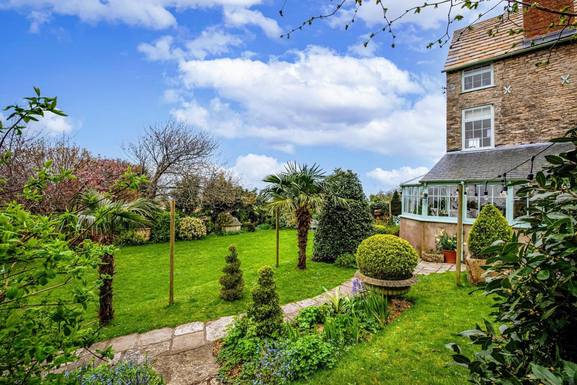 Magnificent Clarence Cottage! Swanage Bagian luar foto