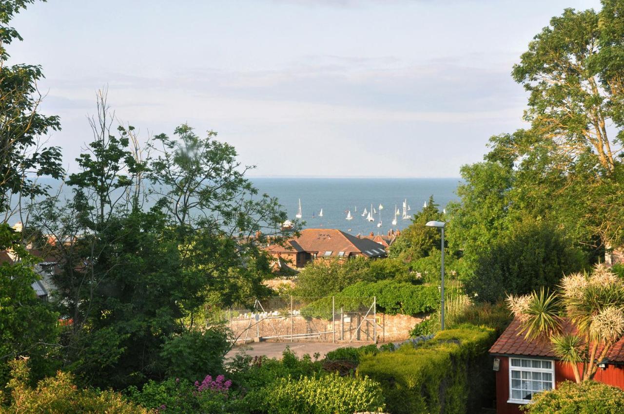 Magnificent Clarence Cottage! Swanage Bagian luar foto